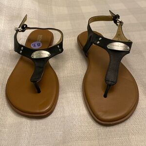 Women’s Michael Kors Plate Flat Thong Sandals